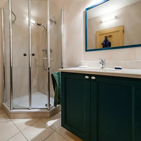 Apartment Dans Maison Forte, 8km Sarlat *